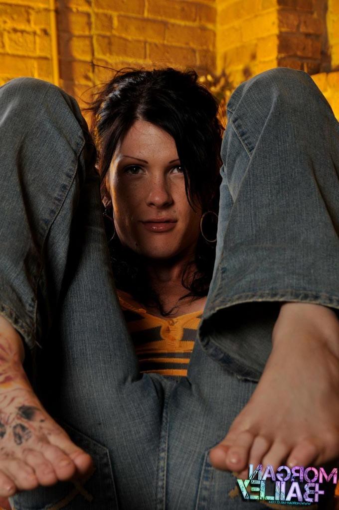 12P Sexy brunette Tgirl Morgan Bailey showing us her sexy tattooed feet