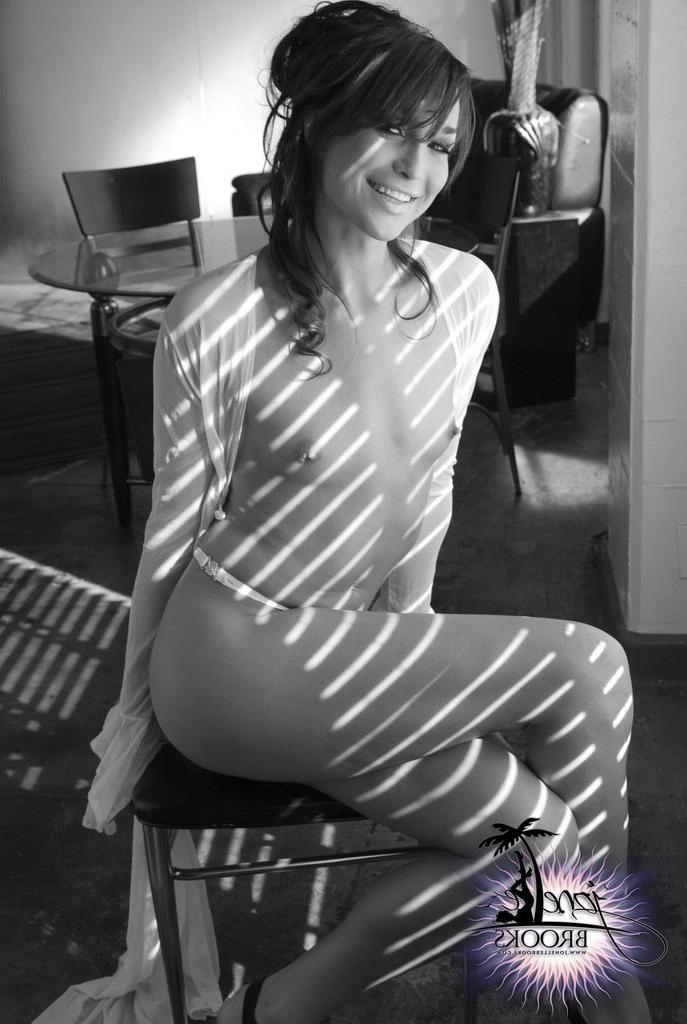 12P Hot tranny Jonelle Brooks in a beautiful BW pictorial