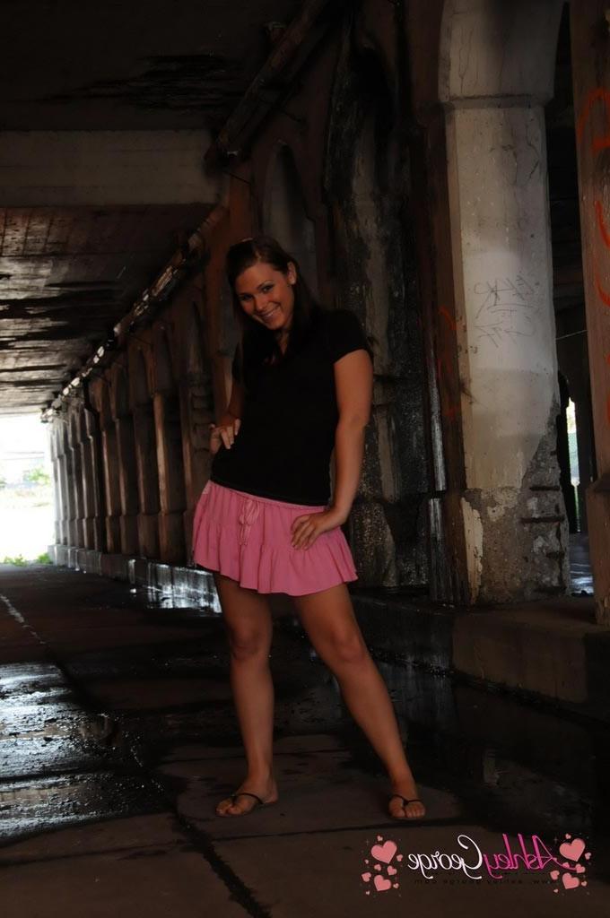 12P Teenage TS Ashley George stripping