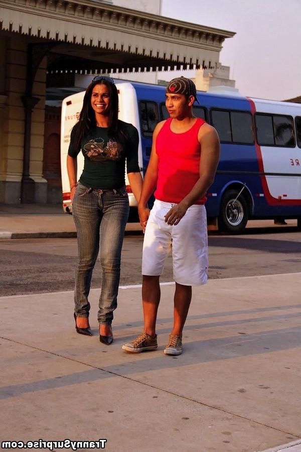 20P This chick was hot my friends and had a great body. Thats where it all went down