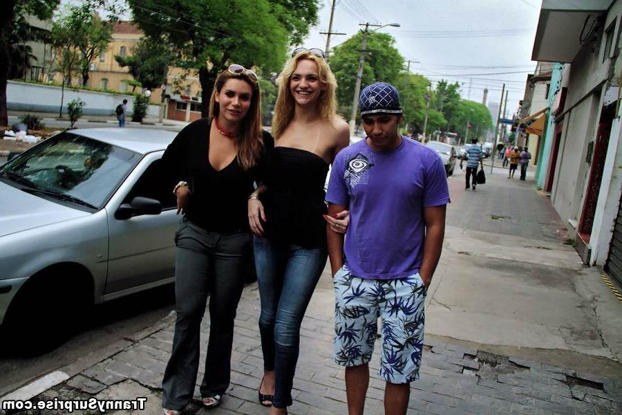 20P These tempting trannies know just how to please a man and have a few inches of e