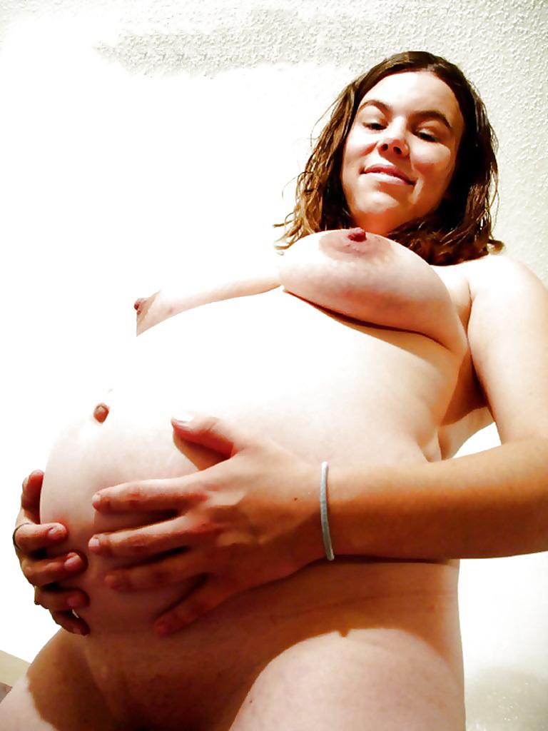 25P Pregnant Teen Ready To Give Birth