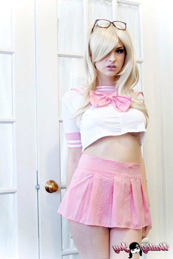 12P Naughty bookwhore Bailey Jay stripping