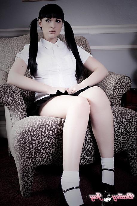 6P Baby faced Bailey Jay bares her boobs and boner