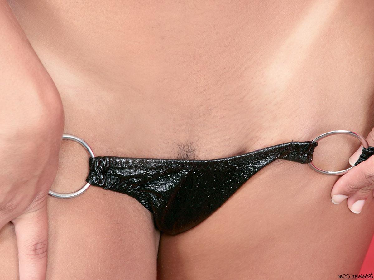 18P Curvaceous big tit brazilian tranny shows off her tasty cock