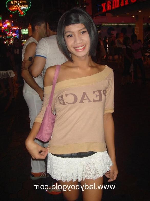 15P horny ladyboy bar hookers paid to masturbate