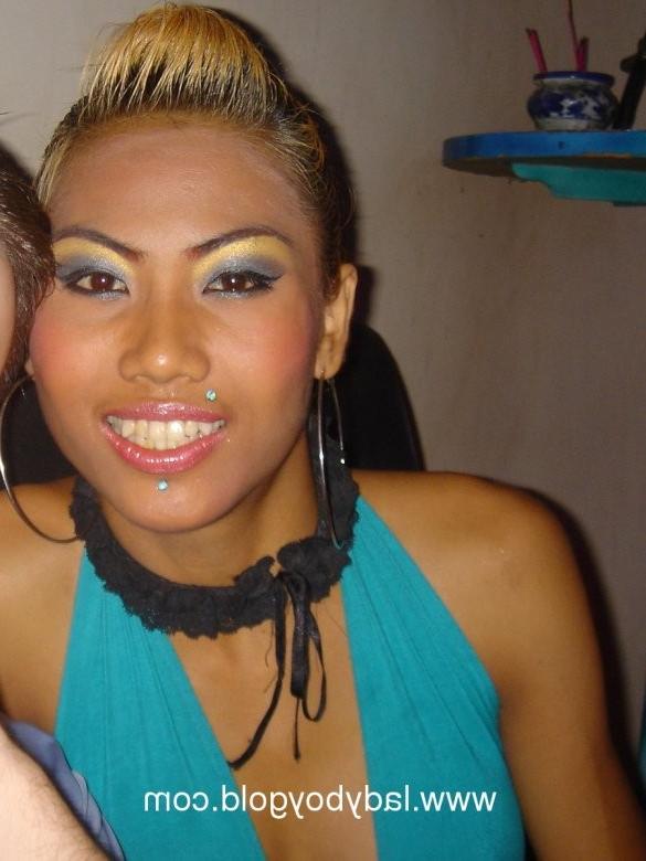 15P horny ladyboy bar hookers paid to masturbate