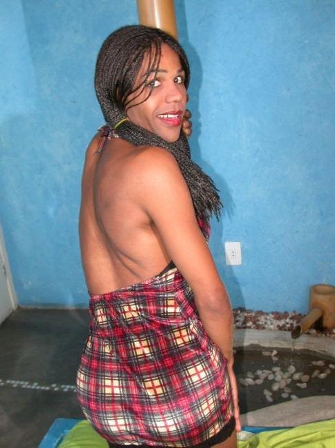16P Sexy Ebony Tranny With Hair In Braids Stroking Her Cock