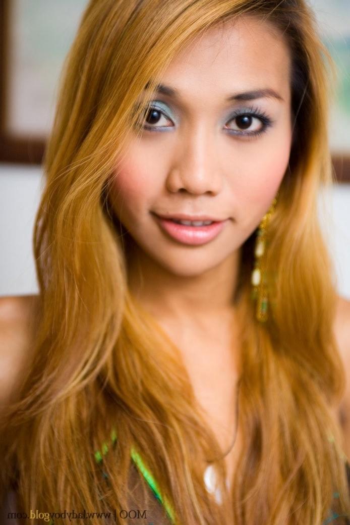 15P cock hungry butt plugged thai ladyboy hookers