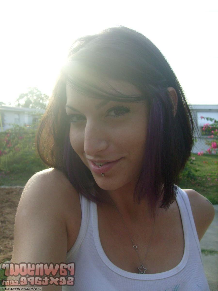 15P Hottie leggy babe with tats and piercings gets sexy for her BF