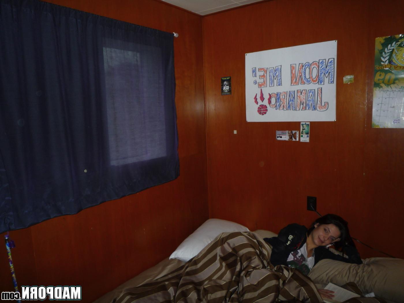 14P Giant amateur titty babe gets a great fuck and cumshots
