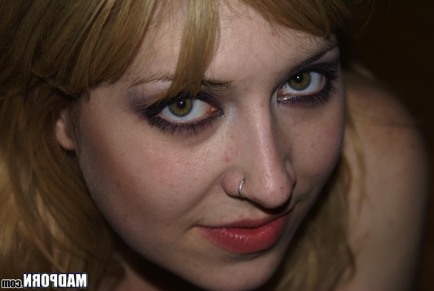 14P Sweet blonde babe slobbers on her BF's dick