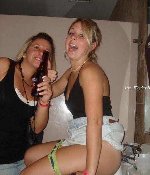 15P Horny amateur girlfriends