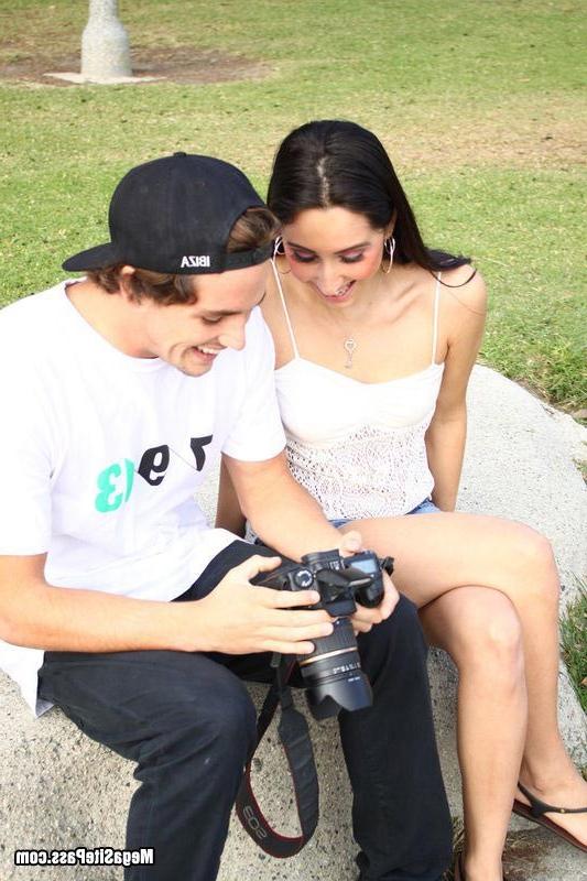 15P Banging Teen Photoshoot