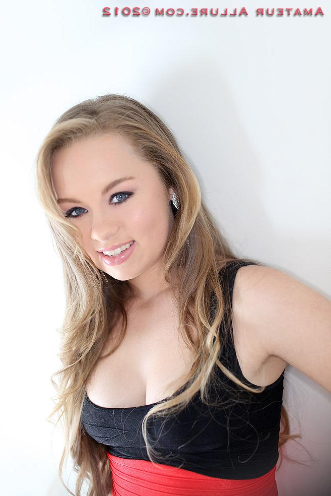 16P Cute teen reveals tits and gets fucked from behind pov style