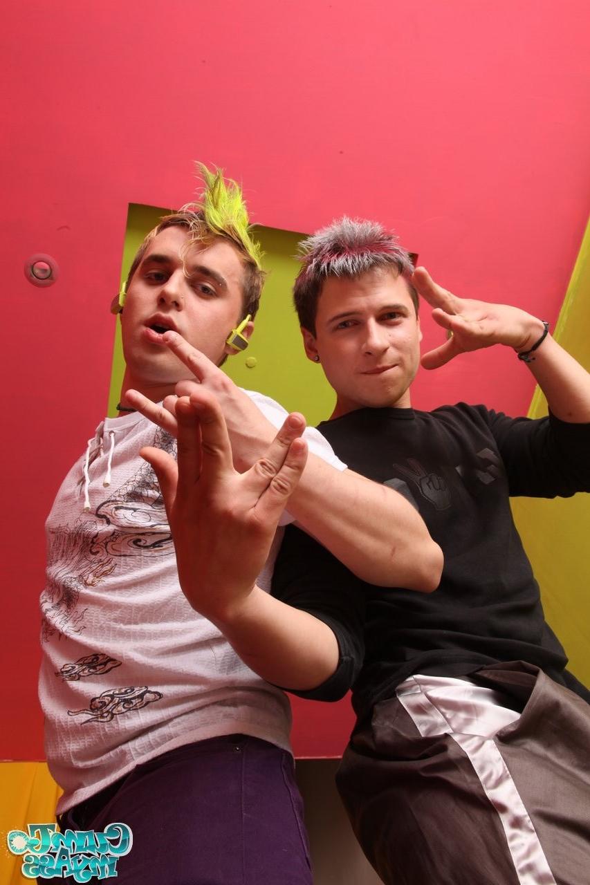 15P Horny punk twink strip down and get nasty in the living room
