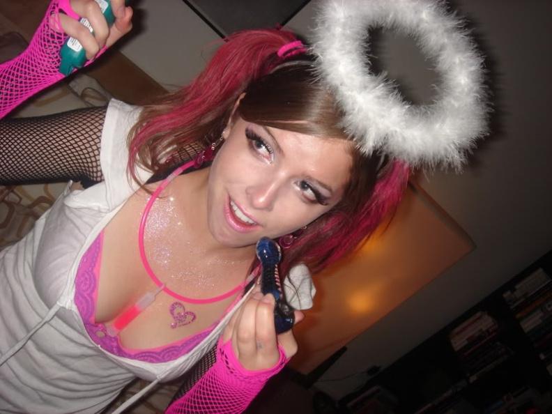 19P Private pics of Anna Kendrick