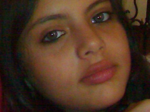 20P Cum on her face 4