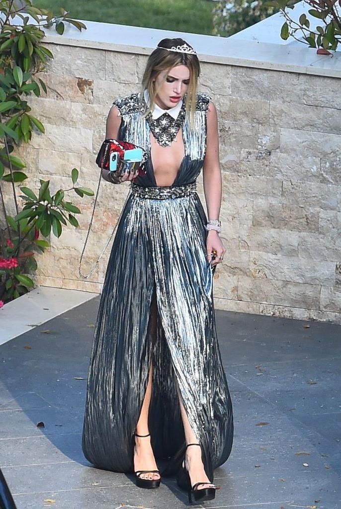 17P Bella Thorne Is Your Favorite Slutty Princess
