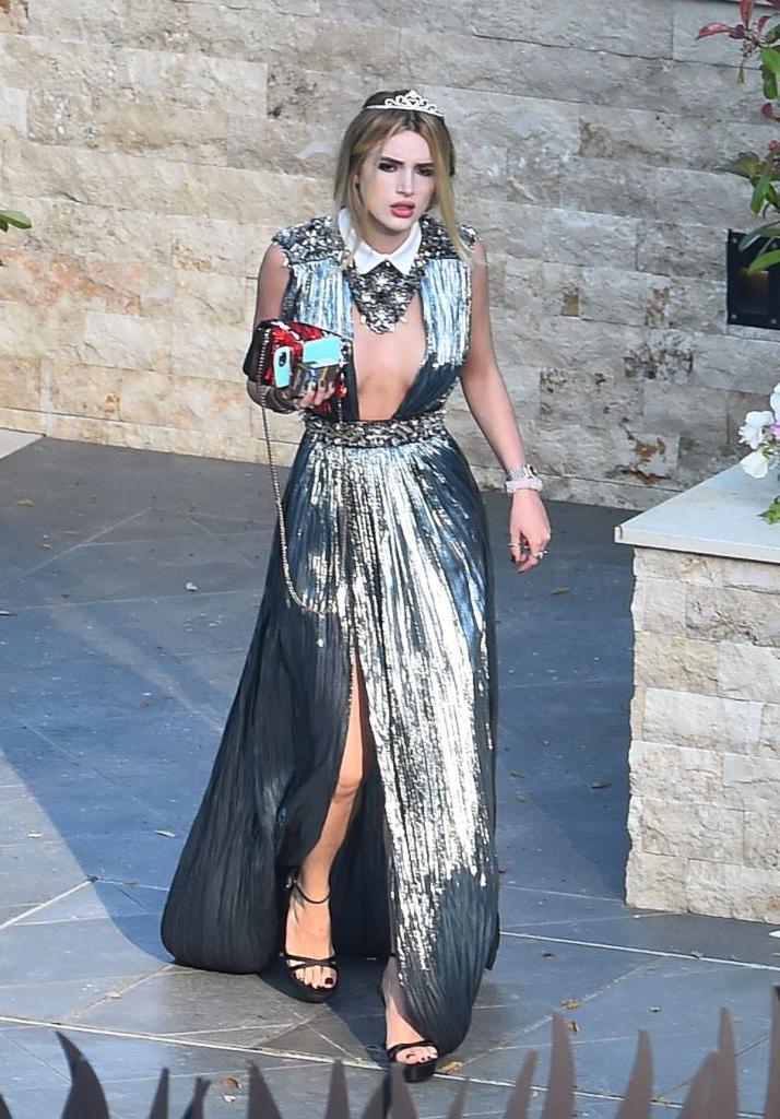 17P Bella Thorne Is Your Favorite Slutty Princess