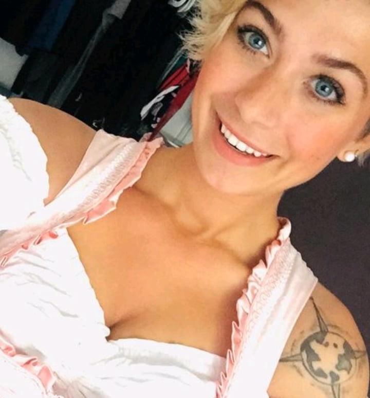 14P Sexy Dirndl Girls 406