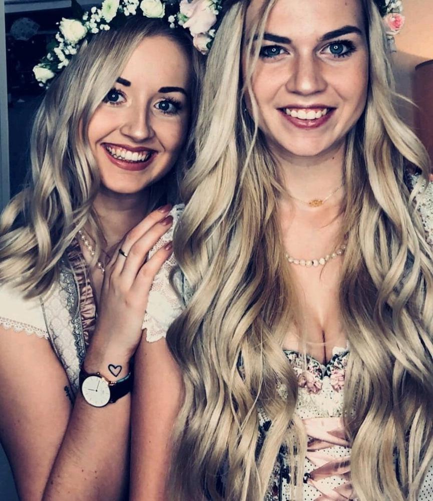 20P Sexy Dirndl Girls 408