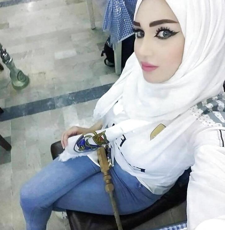 12P Muslim girls  Dressed