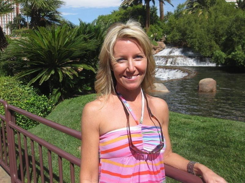 25P Sexy Fit MILF Whore Loves Being A Three Hole Cock Slut
