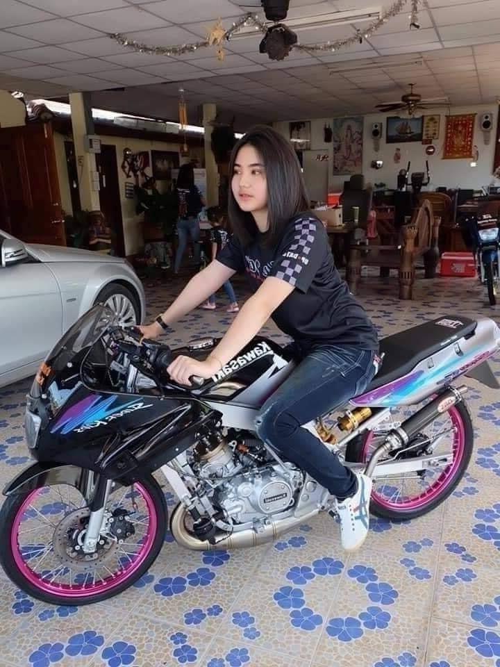 25P Thai Girl 27
