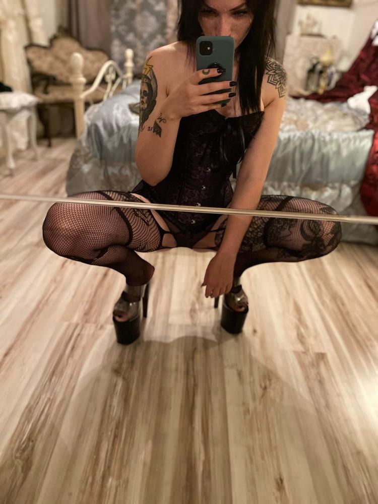 25P Alt Girls 193