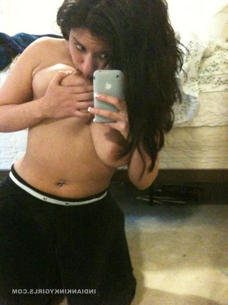 24P Big Tits And Ass Nri Girlfriend Nude Selfies