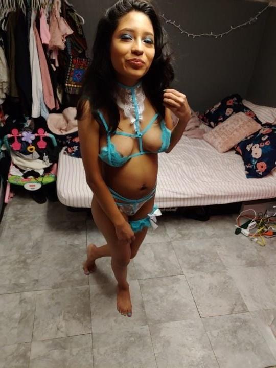 25P Mexican Exposed Whore