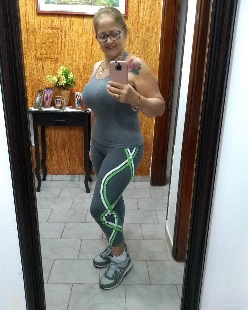 15P Me again (gilf amazing granny)