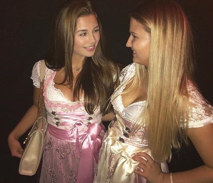 25P Sexy Dirndl Girls 405