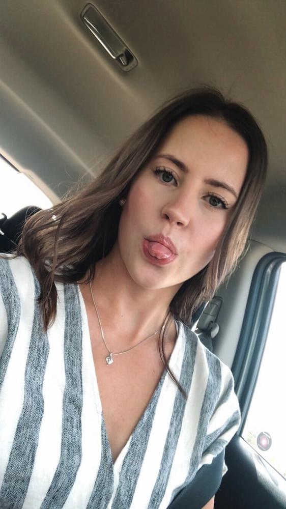 9P 3 favorite Saskatoon SK Girls to Jerk off to in August