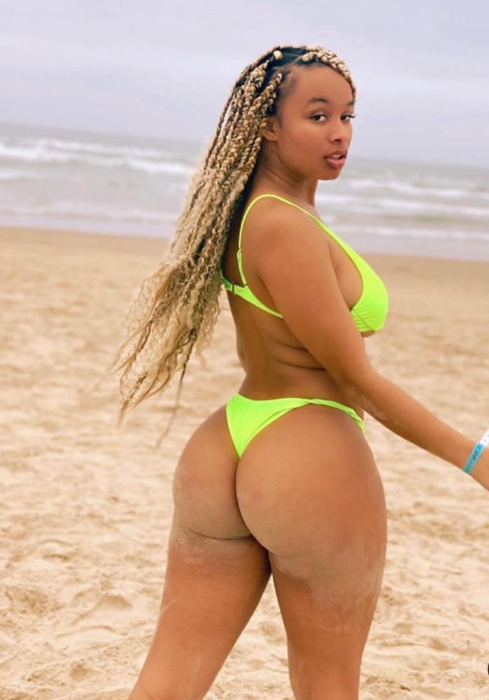 25P Sexy Black Girls