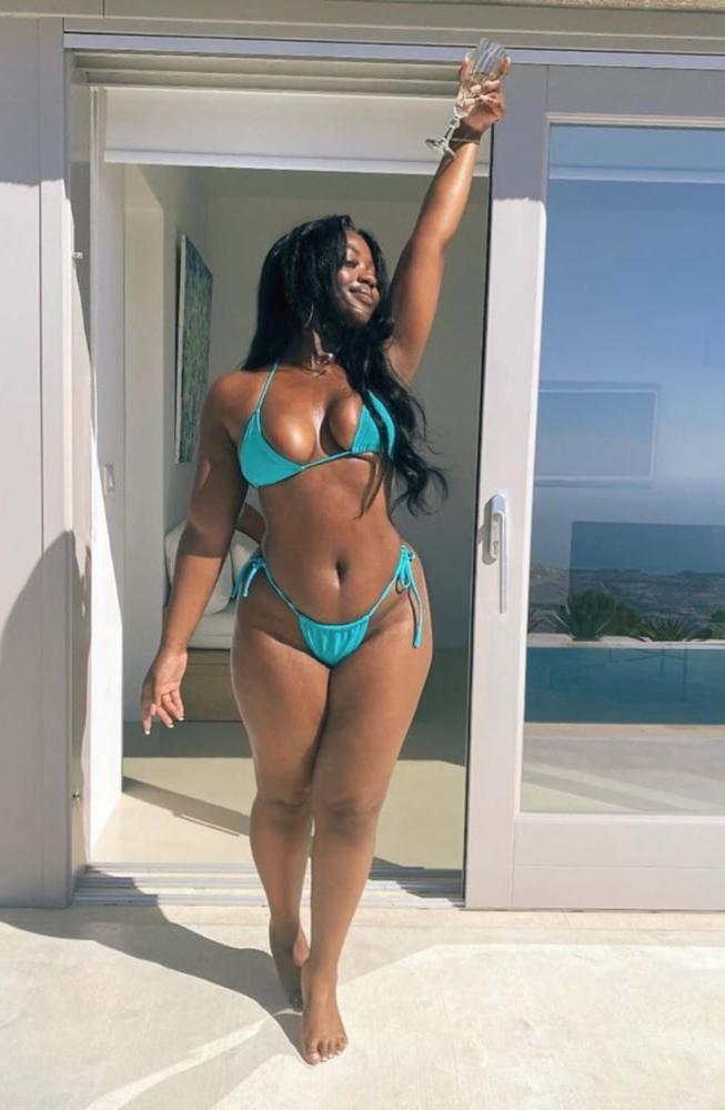 25P Sexy Black Girls