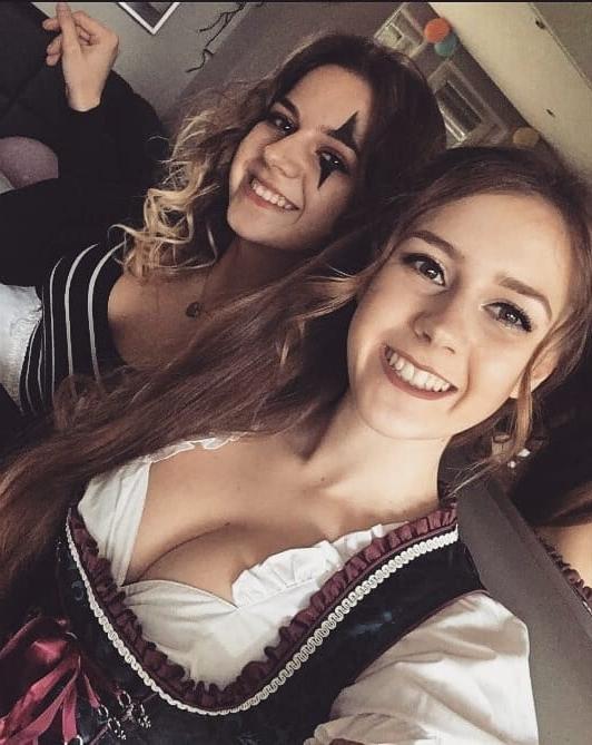 24P Sexy Dirndl Girls 397