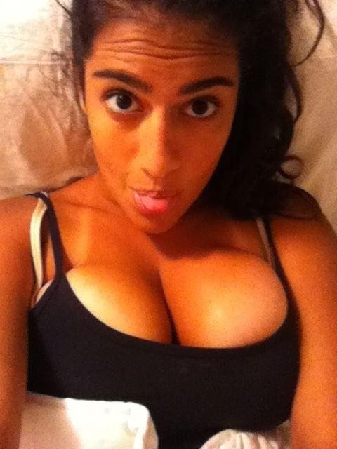 25P Curvy Sexy Lebanese Teen Shows Giant Tits &amp; Meaty Cunt