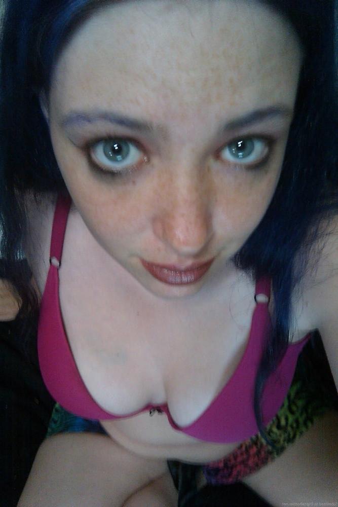 11P Beautiful teen dressed undressed