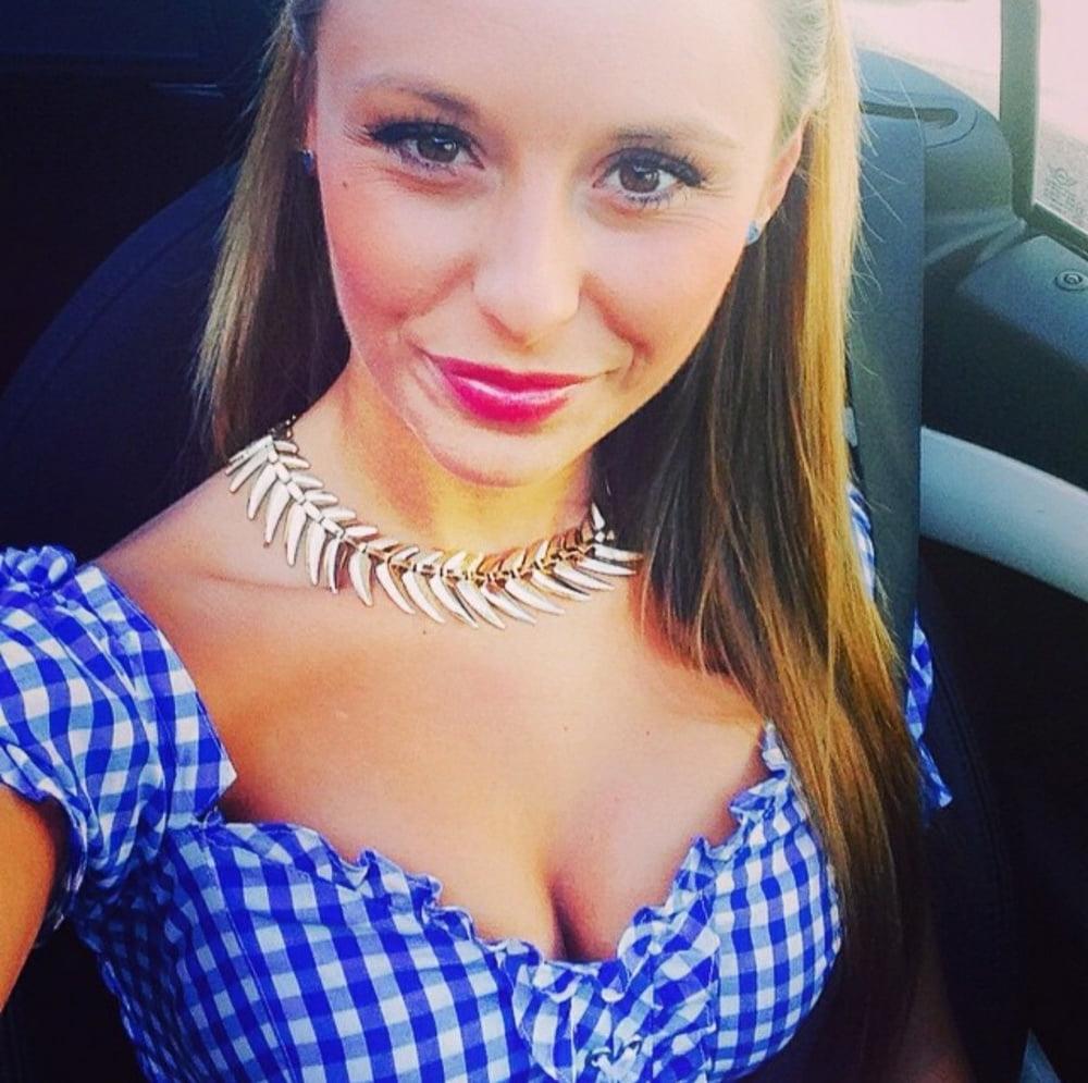25P Sexy Dirndl Girls 396