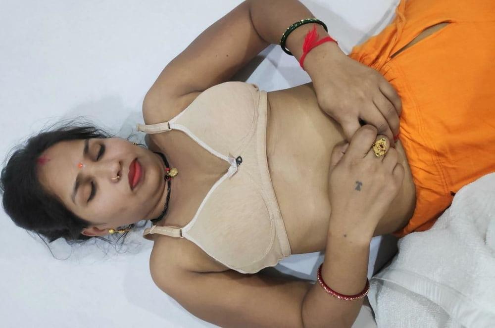 25P Desi North Indian Wife Cheating on Husband