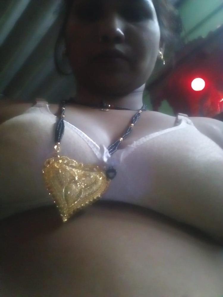 25P Desi North Indian Wife Cheating on Husband