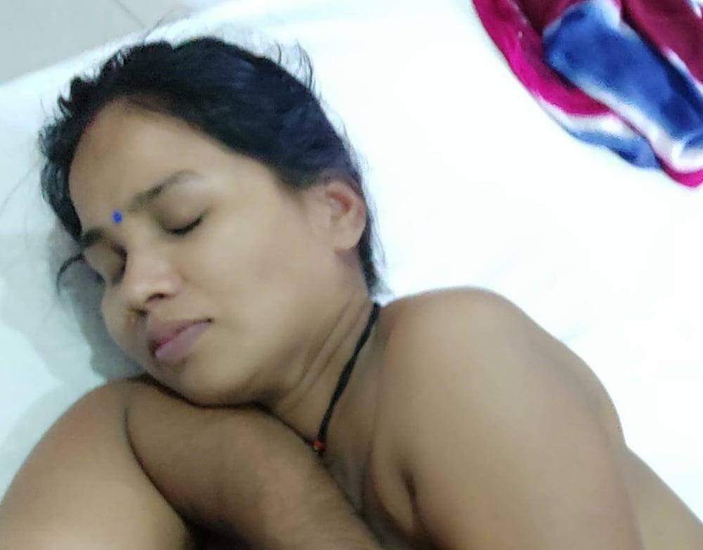 25P Desi North Indian Wife Cheating on Husband
