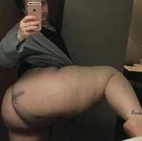5P Thick Ass White Hoe