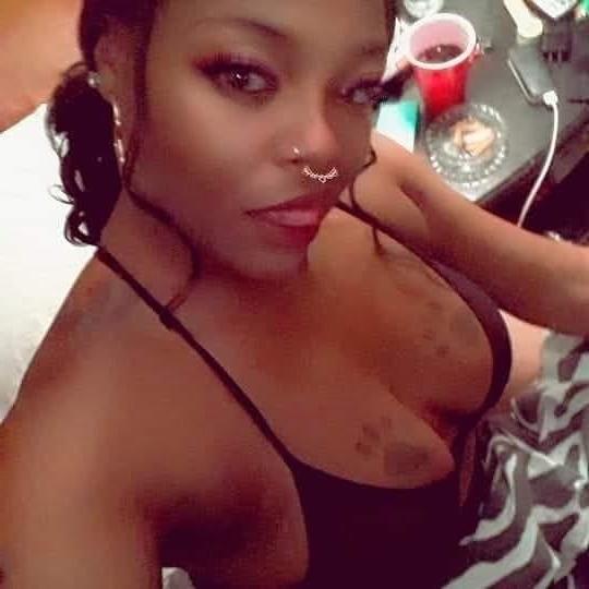 25P Thick Black Hoe