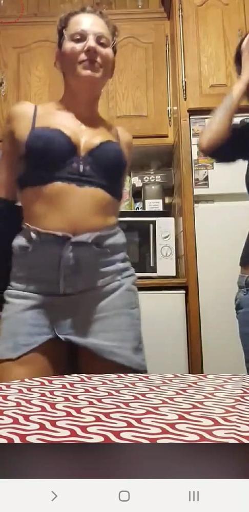 13P Bust bra live facebook romanian