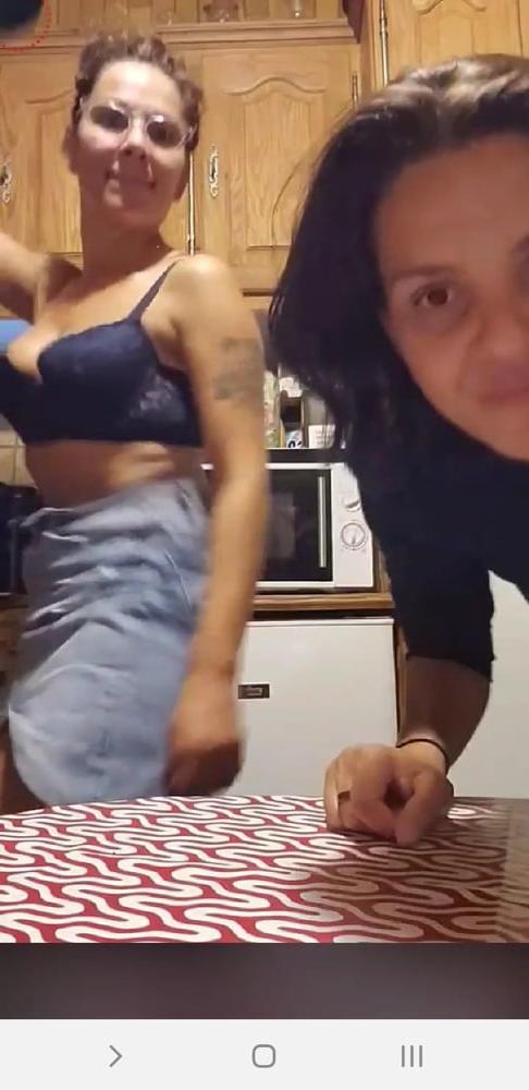 13P Bust bra live facebook romanian