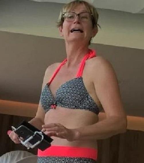 24P Gilf Slave La Prostituee Anne K Cunt of Saint Jean de Moiran