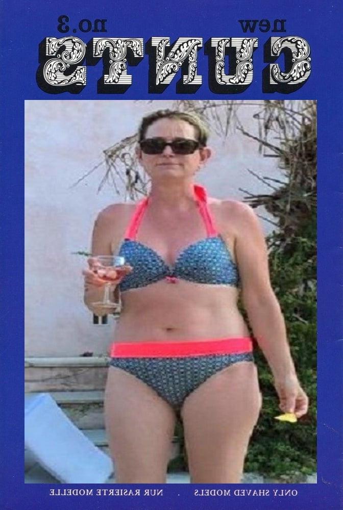 24P Gilf Slave La Prostituee Anne K Cunt of Saint Jean de Moiran